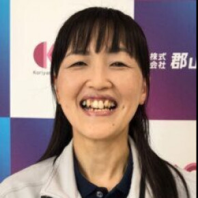 ｱｼｽﾀﾝﾄ　阿部　敦子