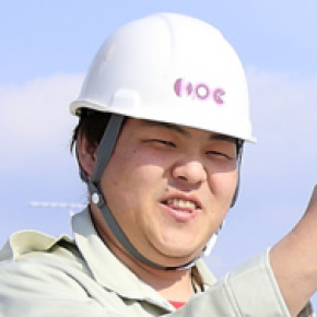 部長　尾形香一郎　　№１宣言　太陽に近い男　日本一！