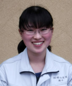 増子　葵